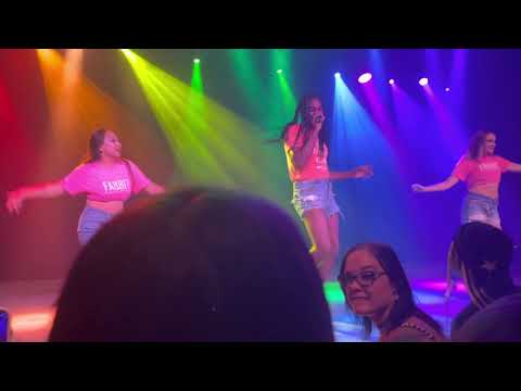 Fab The Duo - Good Distraction (LIVE! At Higher Ground)