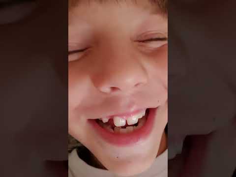 ROSE VILLAIN e MAHMOOD contro Kenny like444 g'.it