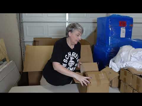 Unboxing Customer Returns Pallet from Bulq for Online and Local Selling!