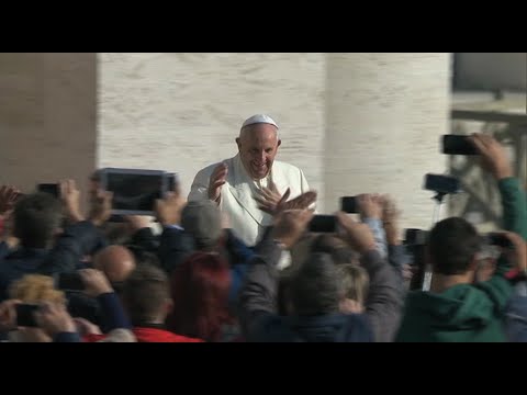 Consejo del Papa a las familias: ¨Apaguen la TV a la hora de cenar¨