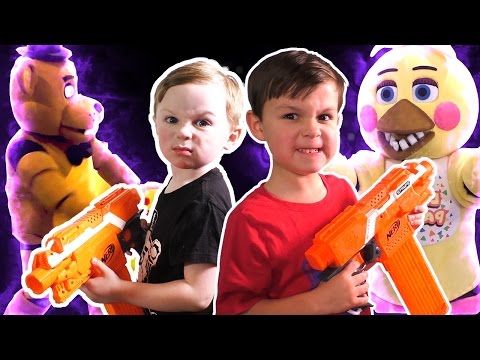 Nerf FNAF with CHICA and Freddy Kids vs Parents | DavidsTV