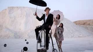 [dunkelbunt] feat Boban I Marco Markovic Orkestra - Cinnamon Girls In The Sun -  Electro Swing