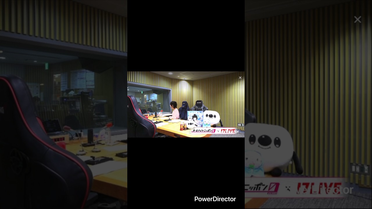 新人の様子を上の方から見下ろしてる先輩あのちゃん