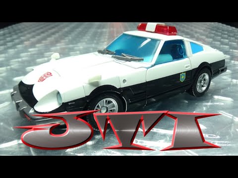 JUST TRANSFORM IT!: MP 17 + Masterpiece Prowl