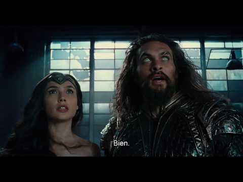 Thumbnail of the video: Liga de la Justicia - Trailer Héroes - Oficial Warner Bros. Pictures