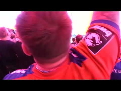 KFC Uerdingen-Cronenberg (Einlauf der Teams/Block K)