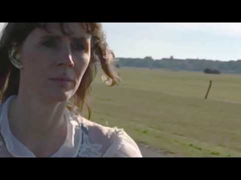 Joy Wellboy: Voyage Voyage