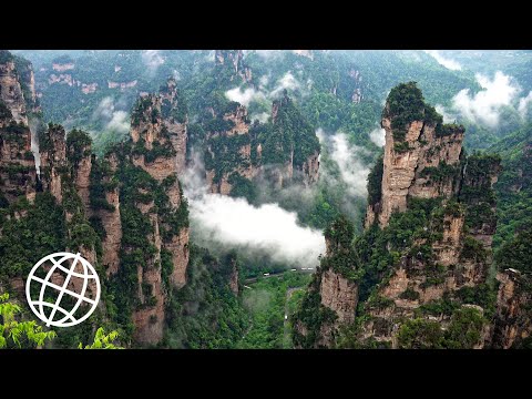 Небесные врата на горе Тяньмэнь в Китае — фото и видео