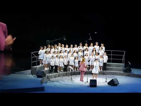 regalerò un sogno - Piccolo Coro Dell’Antoniano Beatrice V.