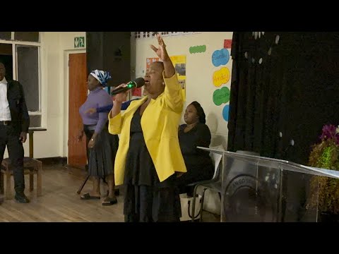 Bhekani kuJesu Engumholi || Khanyisile Myeni || Youth Zone 2