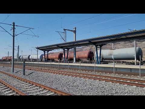 Blaj: freight train (Grup Feroviar Român). Locomotive nr. 40 1008-4