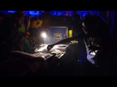 Aba Shanti-I @ Askatasuna (TO) Italy - Keety Roots - "Reparations" & Version