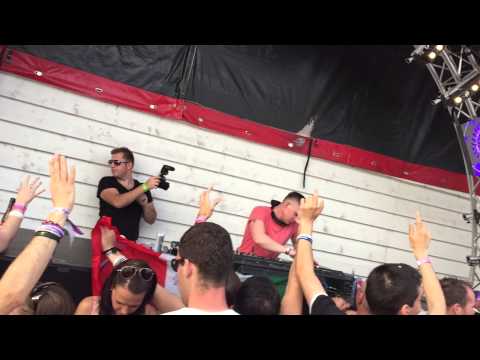 Will Atkinson playing Numb the Pain @ Luminosity 2015