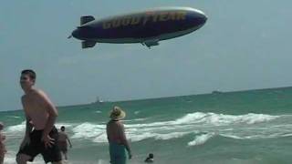preview picture of video 'Fort Lauderdale Air & Sea Show 2005'