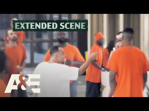60 Days In: Inmate Pays Another To Do His Dirty Work | A&E