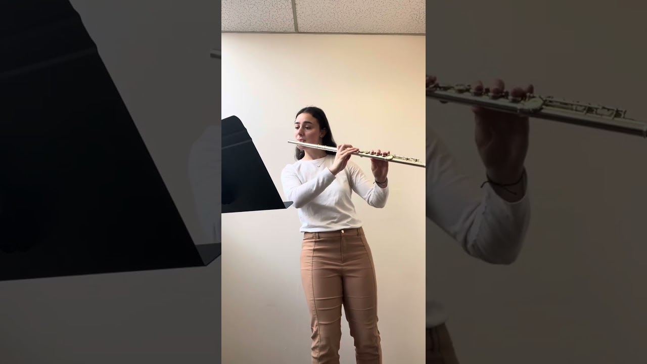 Promotional video thumbnail 1 for Julia’s Music