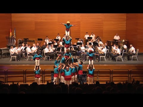 El “Concert del 9 d’Octubre” fusionó música, muixeranga y lírica