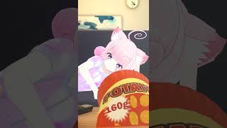 ポテチおいしーくる！！！ #varkshorts #個人勢vtuber #Vtuber #バーチャルyoutuber #猫耳 #メイド  #shorts