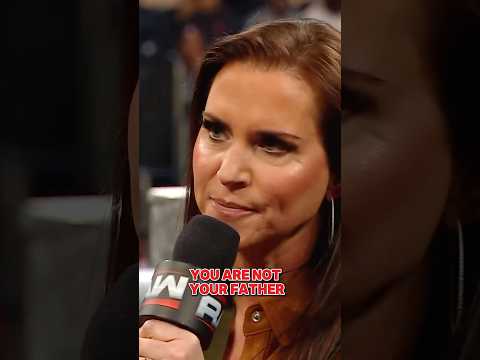 Stephanie McMahon is not holding ANYTHING back with Cody Rhodes 😳 #WWERaw