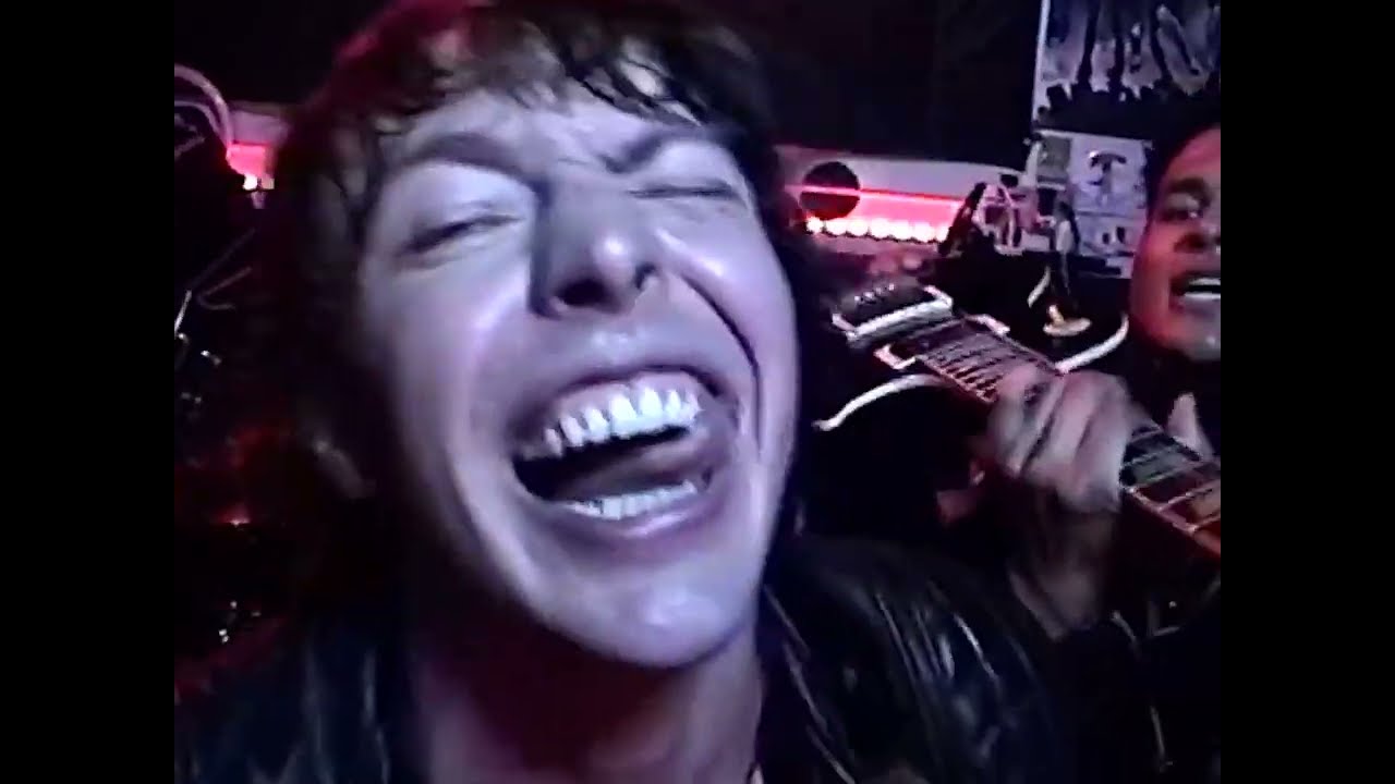 Barns Courtney — National Treasure