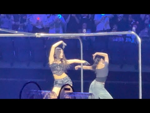 [FANCAM] 2-1-26 - Twice – THIS IS FOR TOUR - Dallas Day 2 – Tzuyu Solo Stage - Dive In