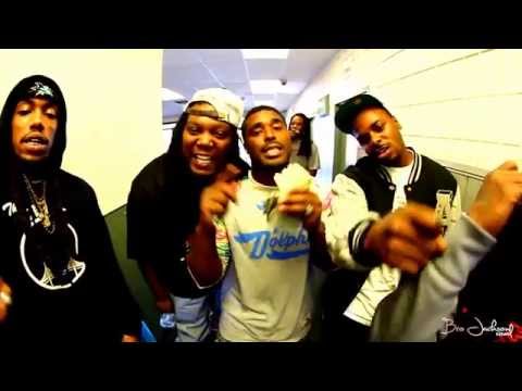 HD (Ft. Molly Wodd, Lil Rod, Thrill, Fe The Don & Phishscale) - Birds N Da Kitchen (Official Video)