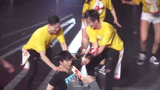 [FANCAM] 2018 JUNHO Winter Sleep CONCERT 『Roller Coaster』 0217