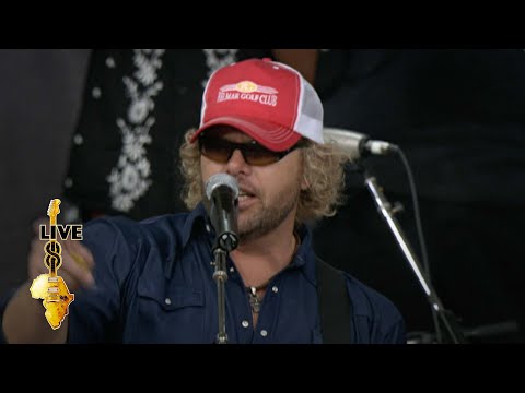 Videoclip de Whiskey Girl (Live) — Toby Keith