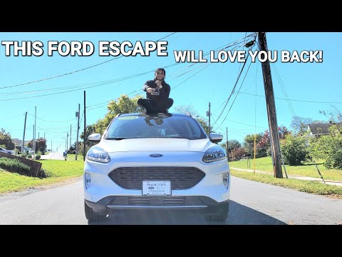 2022 Ford Escape Titanium AWD Car Review!