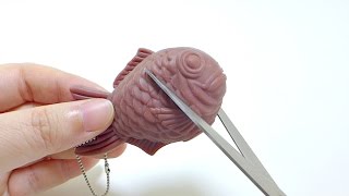 Cutting Open Taiyaki Squeeze Squishy [What&#39;s Inside]