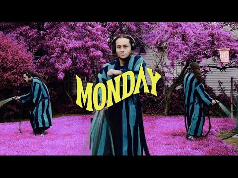 Amaze the Illest Music Video