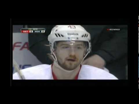 Darren Helm returns after geting puck in the face Nov 26 2011
