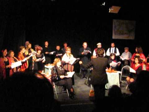 O Homem das Castanhas - Os Putos - Lisboa Menina e Moça (fado - arranjo Paulo Lourenço)