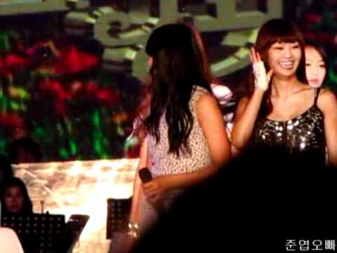 [FANCAM] 110602 씨스타/SISTAR - 니까짓게, Ma Boy & Push Push @ Open Concert