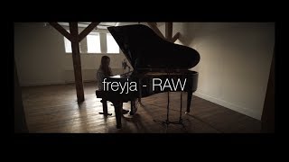 freyja - RAW [One take live video]