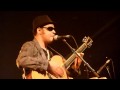 Raul Midon 'These wheels' from Synthesis live ...
