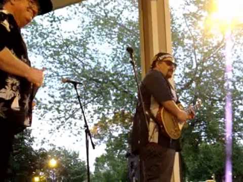 The Sunshine of Your Love performed by The Coupe de Villes - best.wmv