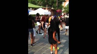 D Woods - Lady in the Street / Flash Mob
