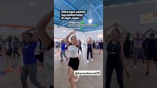 Download lagu Gerakan Hempaskan Perut Buncit #tante #olahraga #senam #emakemak #aerobic #viral #fypシ #pocopoco mp3