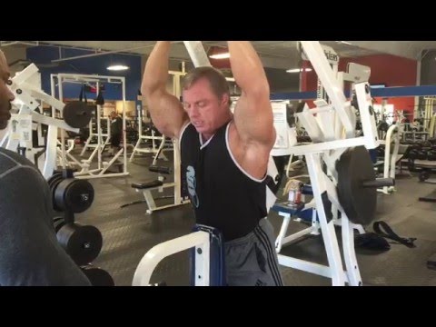 Hammer Strength Supinated Pulldown