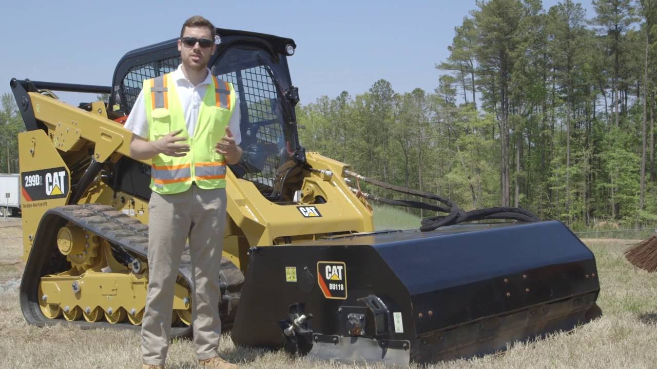 Cat® Pickup Broom and Utility Broom Overview