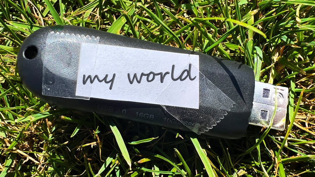 I Found Someones Minecraft USB