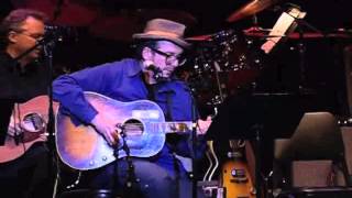 Elvis Costello sings The Butcher's Boy and What Larry Did Last (with K&A McGarrigle
