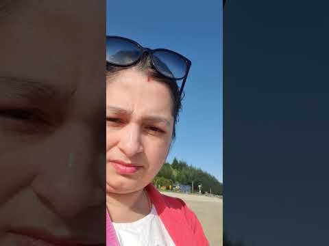 Ektu ghoraghuri Maretai beach e