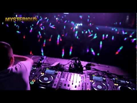 MYSTERIOUS: Marc MacRowland (LIVE) at 'The Mystery Continues'