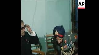 A rare video: Lt. Gen. JS Aurora (PVSM) meets Sheikh Mujib, in Independent Bangladesh 1972. 🇮🇳