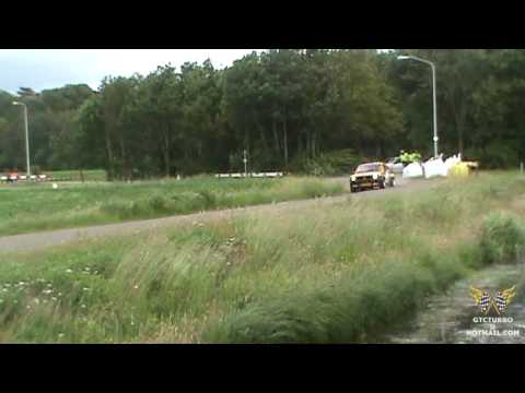 Edwin Wolves en Ferdi ter Maat Vechtdal Rally Sprint 2010 Raken ook Nog FF watervat in Chicane