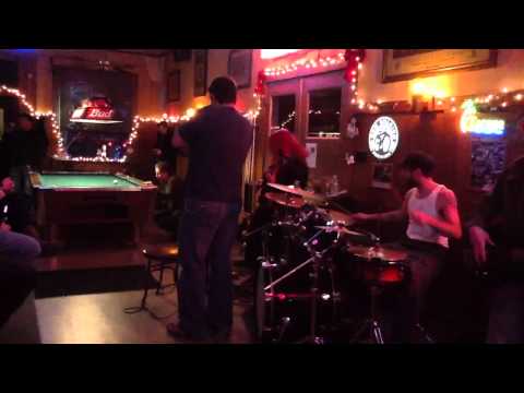 Supernaculum- Movin On