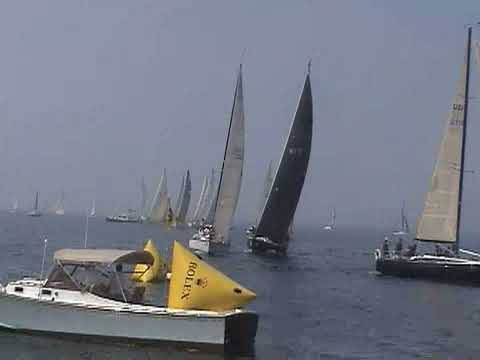 Bi05 Pin Runway Oops Cd H 264