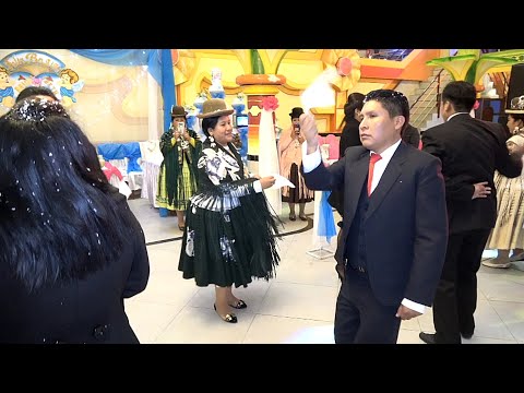 CUECAS BOLIVIANAS ANTIGUAS CON ARO ARO Y HUAYÑOS MIX EN BAUTIZO - LA PAZ BOLIVIA
